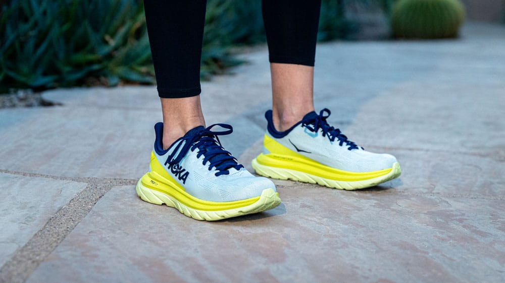 Hoka Mach 4 in Blue Flower/Citrus color